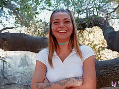Sexy Newcommer Loves Fucking In The Outdoors - Mia Kay