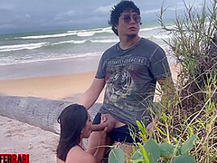Gozou Dando Na Praia - Agatha Ferrari