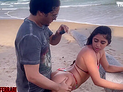 Gozou Dando Na Praia - Agatha Ferrari