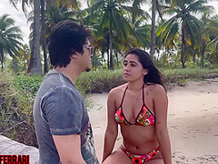 Gozou Dando Na Praia - Agatha Ferrari