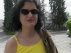 Hinterm Haus Ficken Wir Die Milf