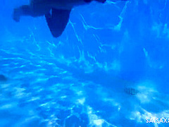 Alaska’s Squirting Twat