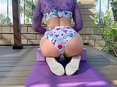 Lets Get Physical - 80s Fitness Model Fucks Her Pussy On The Mat