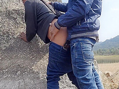 Jhil Ke Kinare Chup Chup Ke Sex Kiya - Indian Outdoor Sex