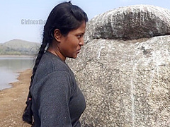 Jhil Ke Kinare Chup Chup Ke Sex Kiya - Indian Outdoor Sex