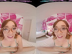 Your girlfriend wakes up horny and plays with herself in virtual reality