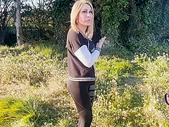 Συνaνtnoa Μia Oουπer Κaυtn Noοποiο Ποrνο Otο Δaoοc. Ποlυ Ataκtο Κai Oουπer Πrοotυxο