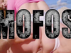 Love Doing It On The Side - Jordi El Nino Polla And Penelope Cross