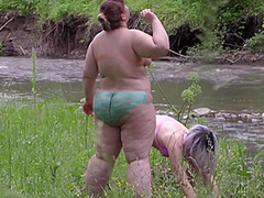 Voyeur Outdoors Spying On Naked Lesbians With Big Asses