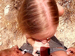 Teen Im Urlaub Auf Dem Fels Am Meer Gefickt