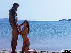 Beach Fucking With A Sexy Slut And A Bcc