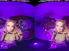 Cute blonde brings the EDM festivals home and masturbates for you in VR