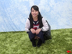 Sexy Japanese Schoolgirl 2