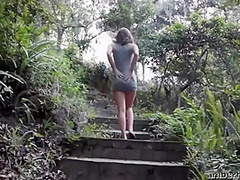 Upskirt With Amber Zzz