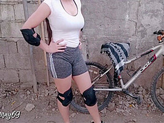 Pinay Babe Fucked By Stranger In Public - Naughty Outdoor Sex And Creampie