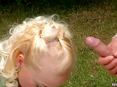 Slutty Babes Sucking Strangers Cocks In The Park
