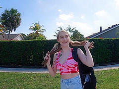 Kimberly Snow In Petite Tries A Bbc For The First Time