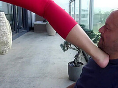 Giantess Choking!