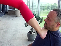 Giantess Choking!