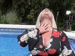 Big Breasted Lacey Starr Is Getting Some Sun - MatureNL