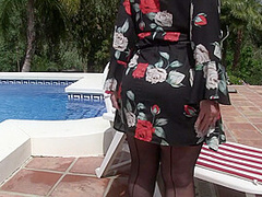 Big Breasted Lacey Starr Is Getting Some Sun - MatureNL
