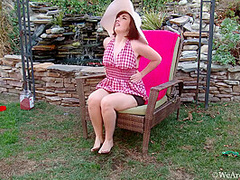 Simone - Flower Dress Outdoors