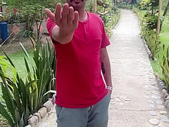 The Tour Guide Makes Me Very Horny And I Give Him A Deep Blowjob And Eat His Cum (pov)