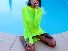 Beautiful Girl Cowgirl And Blowjob Sex Toy And Facial - Hot Amateur Near The Pool 8 Min