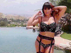 Anal Mommas - Mercedes Carrera