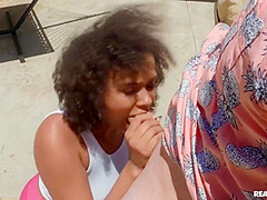 Alexis Tae, Alina Ali And Van Wylde - Group Of Beautiful Yoga Babes Having Fun By The Pool