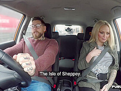Busty tattooed MILF publicly pussyfucked outdoor in the car