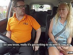 Busty MILF publicly outdoor fucked in car by driving tutor