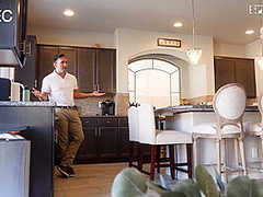 Step Daughter's Instant Orgasm - SpyFam