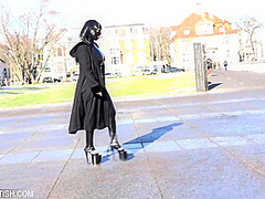 Walk Through The City - Watch4Fetish