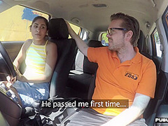 Arab rimming n deepthroat babe car fucked by driving tutor