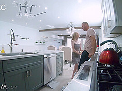 Horny Stepsis Leaves Dildo In Dishwasher - SpyFam