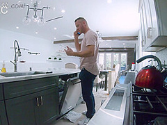 Horny Stepsis Leaves Dildo In Dishwasher - SpyFam