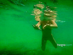 Alisa Walking Naked On Ibiza Beach Teasing Passersby