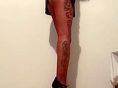 Upskirt ,red Pantyhose, High Heels 10 Min