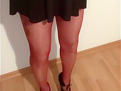 Upskirt ,red Pantyhose, High Heels 10 Min