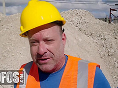 Kenzie Reeves In Agrees To Leave The Construction Site If She Gets Pounded For A Cash Incentive