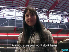 Stranger Finds An Easy Vagina To Get