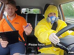 Ballslicking babe fucked outdoor in the car of instructor