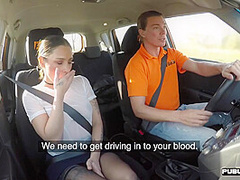 BJ babe in stockings outdoor fucked by instructor in car