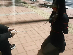 Chinese Girls Throw Trash Anywhere And Tie Up