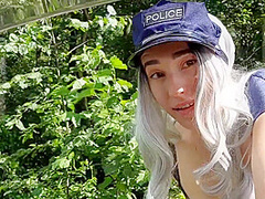 Policewoman Wanted To Fine The Driver, But The Desire To Fuck Turned Out To Be Stronger