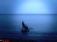 Flexible At Night On The Beach - Watch4Fetish