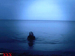 Flexible At Night On The Beach - Watch4Fetish