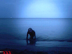 Flexible At Night On The Beach - Watch4Fetish