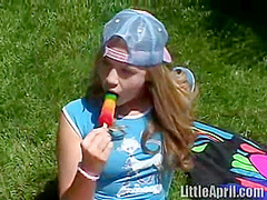 Teen rubbing her clit outdoors